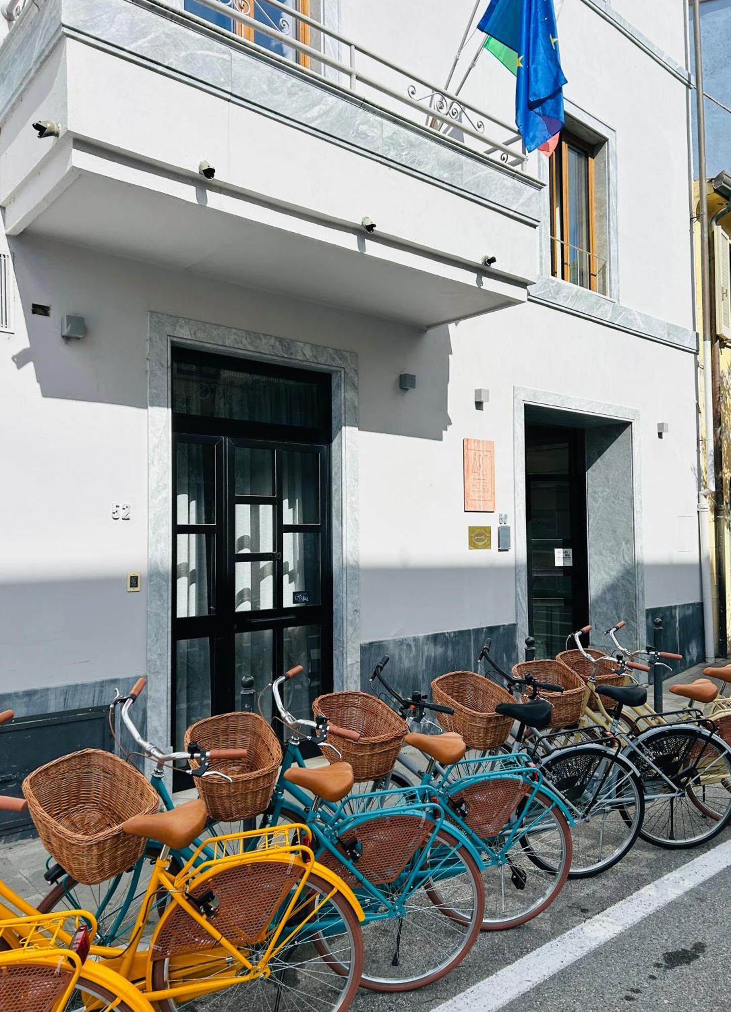 Art Hotel Пьетразанта Экстерьер фото
